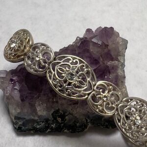 Silver‎ Tone Filigree Scroll Stretch Bracelet Rhinestone Accents Elegant 7"